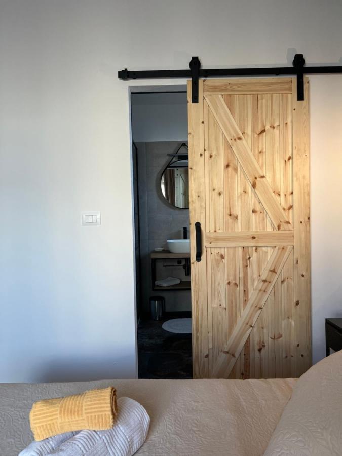 Paola Cozy Studio Ровінь Екстер'єр фото